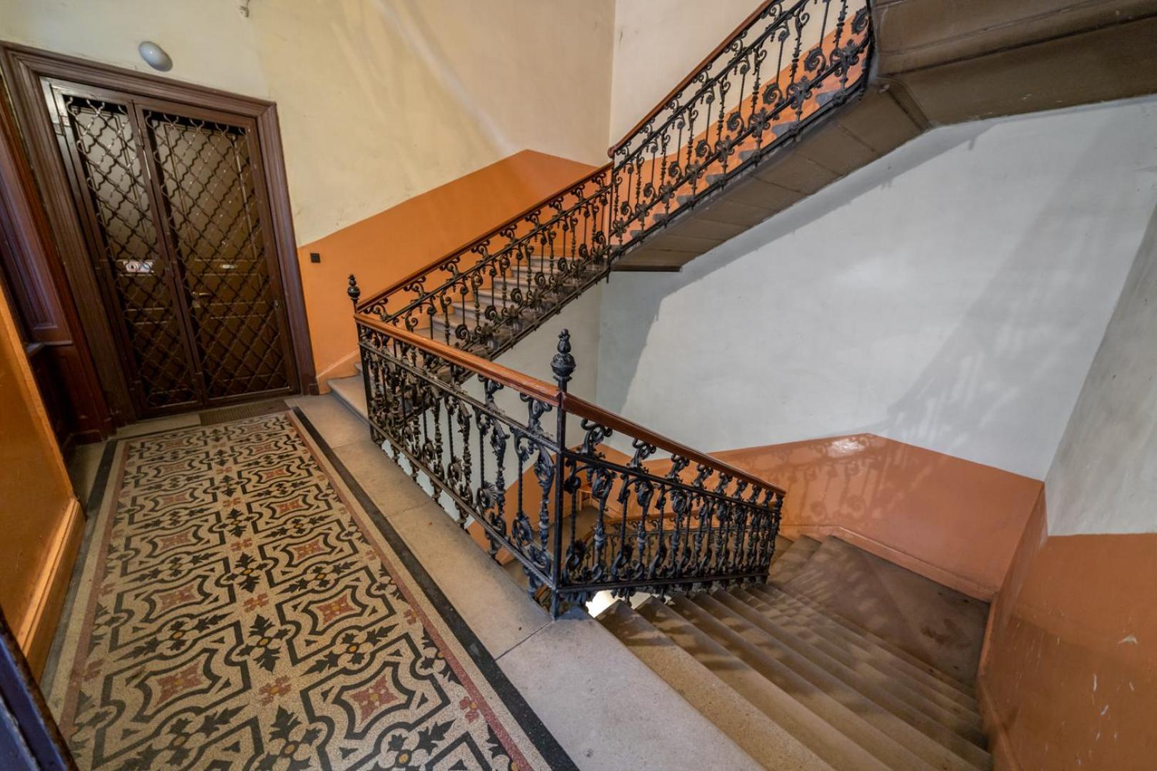 Downtown Delight - Erzsebet Blvd - 13 Ppl Apartman Budapest Kültér fotó