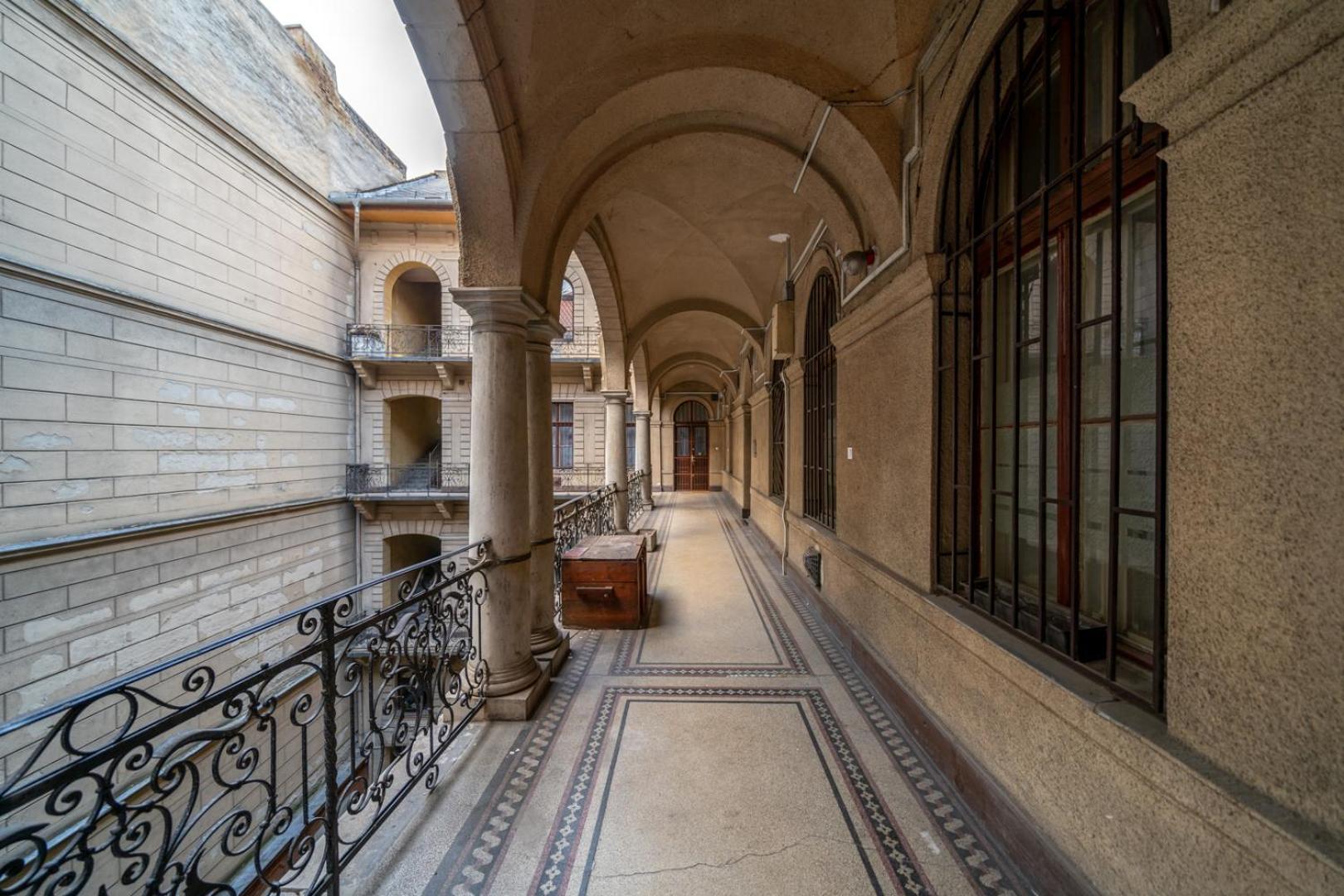 Downtown Delight - Erzsebet Blvd - 13 Ppl Apartman Budapest Kültér fotó